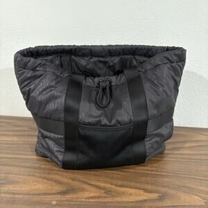 Under Armour Tote Gym Bag Black Travel UA Motivator Padded Drawstring Logo Puff